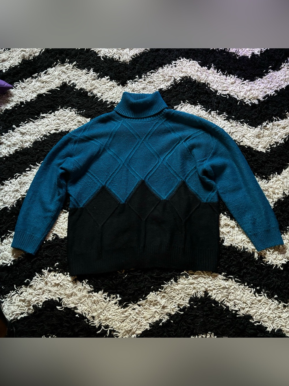 Simply Vera Vera Wang Turtleneck Blue Black Diamond Knit Sweater